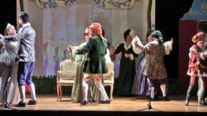 <span  class="uc-style-229924830746" style="color:#ffffff;">cenerentola14_20120715_1829047133-hq-scale-1_50x</span>